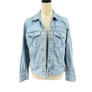 Elizabeth and James Light Wash Denim Button Up Classic Trucker Jean Jacket